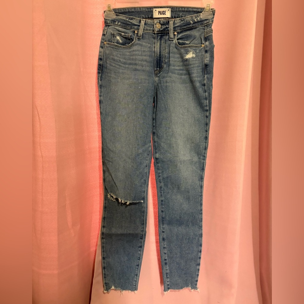 PAIGE Blue Skinny Jeans From the Flaunt Collection. GUC